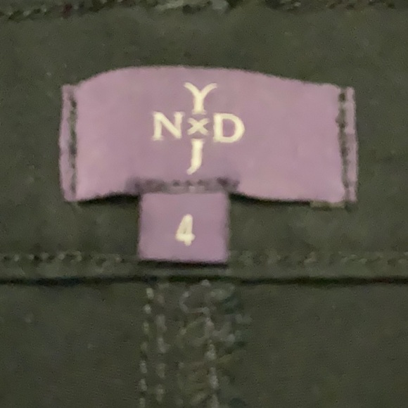 𝅺black wide cuff capri jean pants by NYDJ - Picture 8 of 10